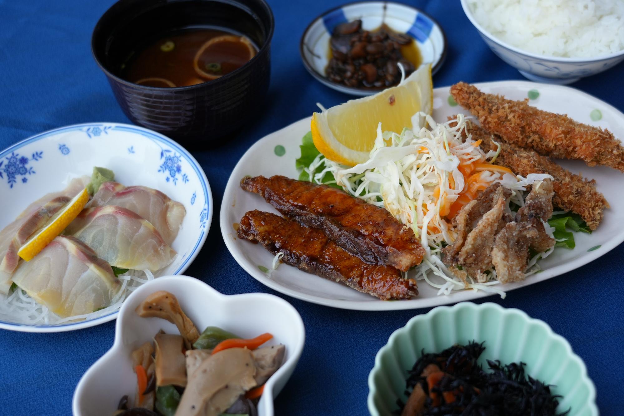 チョウザメ御前